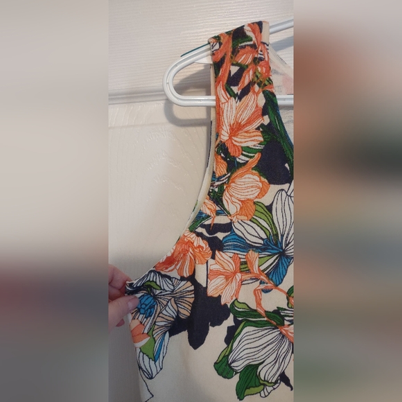 Chico's 2pc Tank/Cardigan Set - Picture 3 of 10